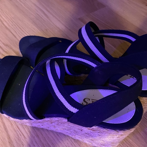 Wedges - Picture 2 of 2